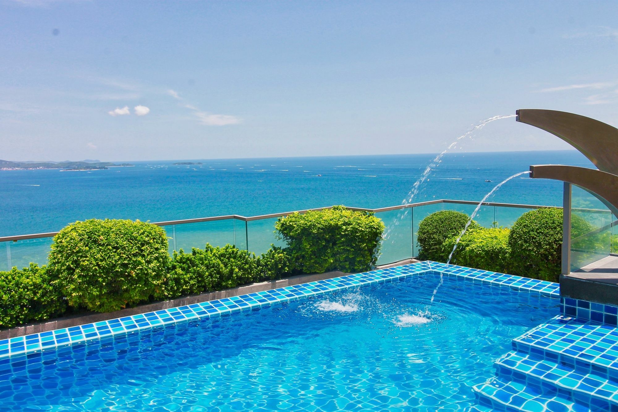 The Peak Towers Pattaya Διαμέρισμα Εξωτερικό φωτογραφία